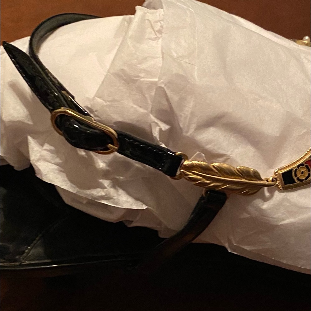 CHANEL JEWELED THONGS - Picture 12 of 15